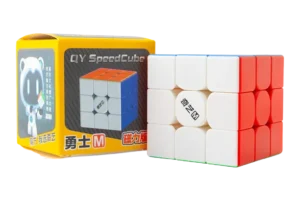 Cubo de Rubik QiYi Warrior M 3x3 (Magnetic) fondo blanco
